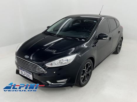 FORD Focus Hatch , Foto 1