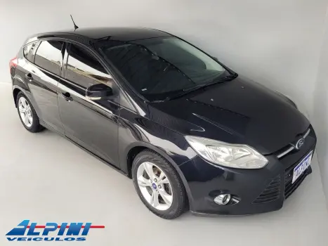 FORD Focus Hatch , Foto 2