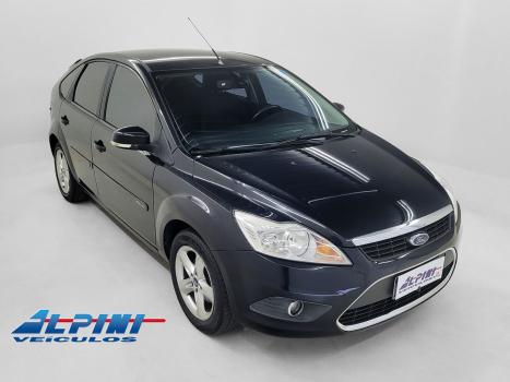 FORD Focus Hatch , Foto 2