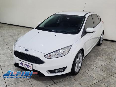 FORD Focus Hatch , Foto 1