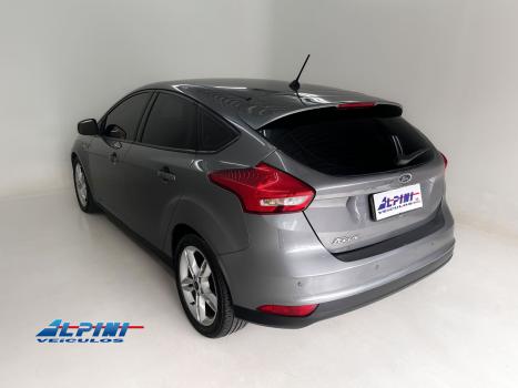 FORD Focus Hatch , Foto 4