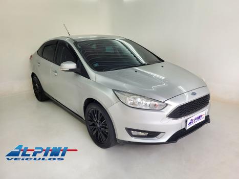FORD Focus Hatch , Foto 2