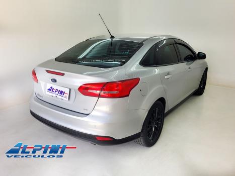 FORD Focus Hatch , Foto 3