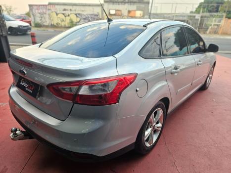 FORD Focus Sedan 1.6 SE 16V 4P FLEX, Foto 4