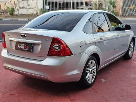 FORD Focus Sedan 2.0 16V 4P FC FLEX AUTOMTICO, Foto 2