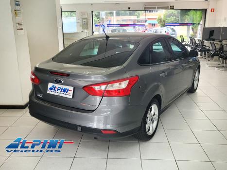 FORD Focus Sedan , Foto 3