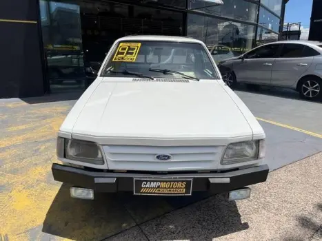 FORD Pampa 1.6 GL, Foto 2