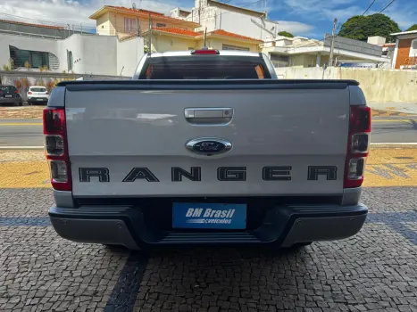 FORD Ranger 2.2 16V XLS DIESEL 4X4 CABINE DUPLA AUTOMTICO, Foto 5