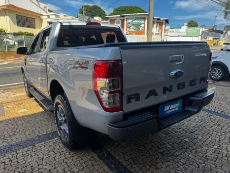 FORD Ranger 2.2 16V XLS DIESEL 4X4 CABINE DUPLA AUTOMTICO, Foto 6