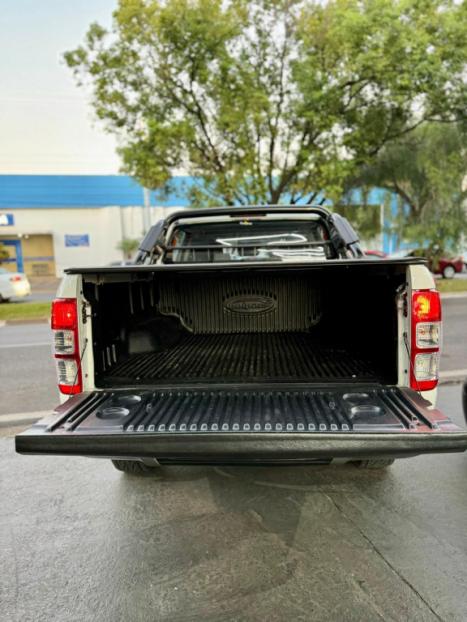 FORD Ranger 2.2 16V XLS DIESEL 4X4 CABINE DUPLA AUTOMTICO, Foto 5