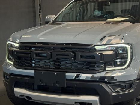 FORD Ranger 3.0 V6 24V CABINE DUPLA RAPTOR 4X4 AUTOMTICO, Foto 3