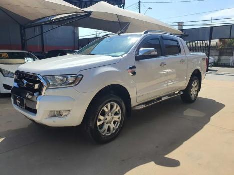 FORD Ranger 3.2 20V CABINE DUPLA 4X4 LIMITED TURBO DIESEL AUTOMTICO, Foto 2