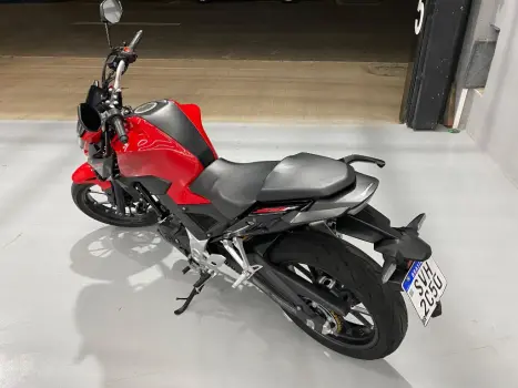 HONDA CB 300 F Twister FLEX ABS, Foto 6