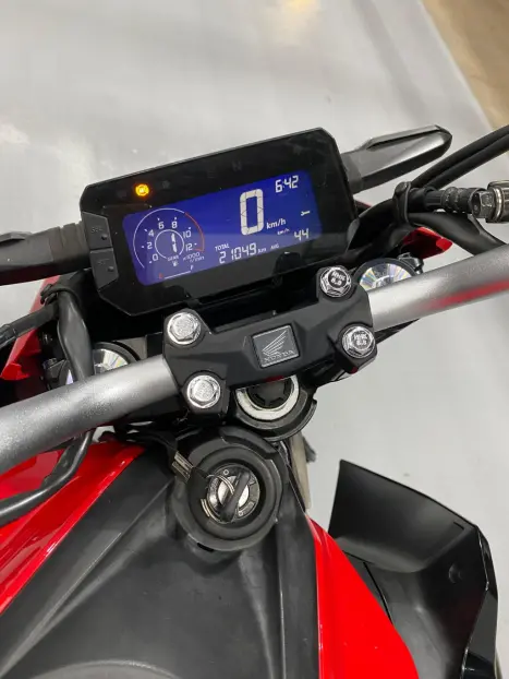 HONDA CB 300 F Twister FLEX ABS, Foto 8