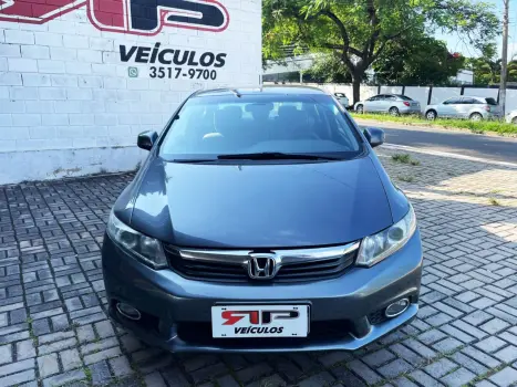 HONDA Civic 1.8 16V 4P FLEX LXS, Foto 2