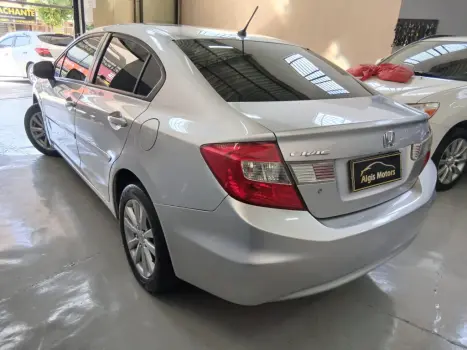 HONDA Civic 1.8 16V 4P FLEX LXS, Foto 4