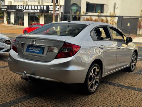 HONDA Civic 1.8 16V 4P FLEX LXS AUTOMTICO, Foto 4