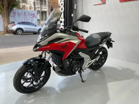 HONDA NC 750 X ABS, Foto 3