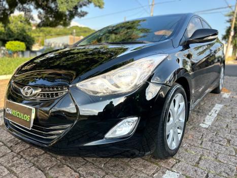 HYUNDAI Elantra 1.8 16V 4P, Foto 3