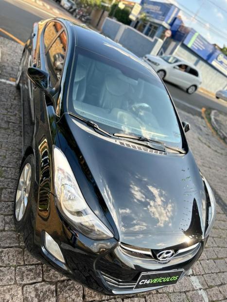 HYUNDAI Elantra 1.8 16V 4P, Foto 10