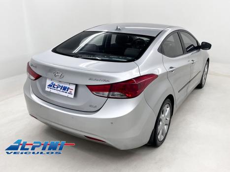 HYUNDAI Elantra , Foto 3