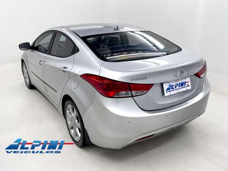 HYUNDAI Elantra , Foto 4