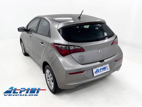 HYUNDAI HB 20 Hatch , Foto 4