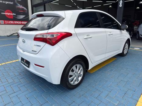 HYUNDAI HB 20 Hatch 1.6 16V 4P FLEX COMFORT PLUS AUTOMTICO, Foto 4