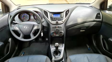 HYUNDAI HB 20 Hatch 1.6 16V 4P COMFORT STYLE FLEX, Foto 4
