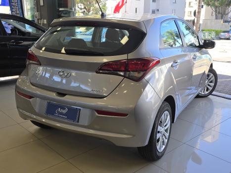 HYUNDAI HB 20 Hatch 1.6 16V 4P FLEX COMFORT PLUS AUTOMTICO, Foto 6