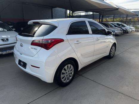 HYUNDAI HB 20 Hatch 1.6 16V 4P FLEX COMFORT, Foto 4