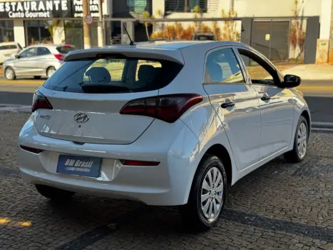 HYUNDAI HB 20 Hatch 1.0 12V 4P FLEX UNIQUE, Foto 4