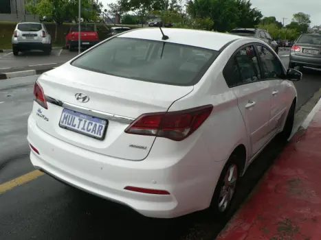 HYUNDAI HB 20 Sedan 1.6 16V 4P FLEX COMFORT PLUS AUTOMTICO, Foto 4