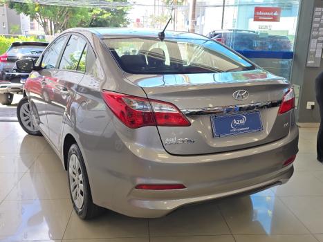 HYUNDAI HB 20 Sedan 1.6 16V 4P FLEX COMFORT STYLE, Foto 4