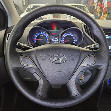 HYUNDAI HB 20 Sedan 1.6 16V 4P FLEX COMFORT PLUS AUTOMTICO, Foto 15