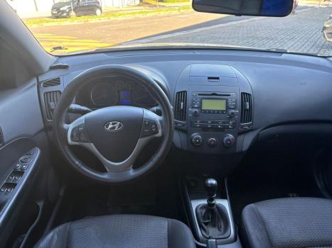 HYUNDAI I30 2.0 16V 4P, Foto 10