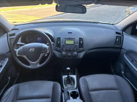 HYUNDAI I30 2.0 16V 4P, Foto 11