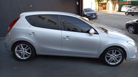 HYUNDAI I30 2.0 16V 4P, Foto 3
