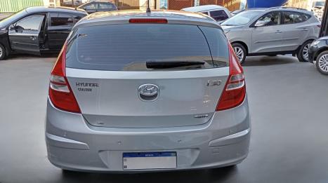 HYUNDAI I30 2.0 16V 4P, Foto 4