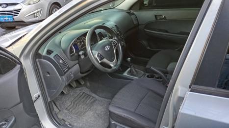 HYUNDAI I30 2.0 16V 4P, Foto 7