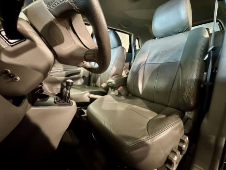 HYUNDAI Tucson 2.0 16V 4P GL, Foto 6