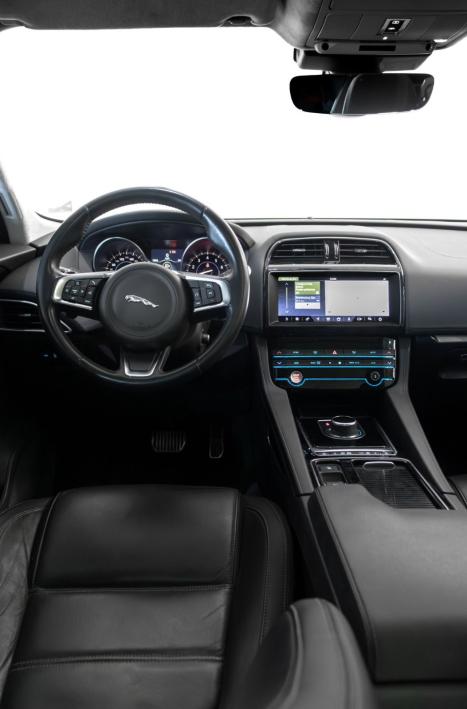 JAGUAR F-Pace 2.0 16V 4P AWD INGENIUM PRESTIGE TURBO AUTOMTICO, Foto 9