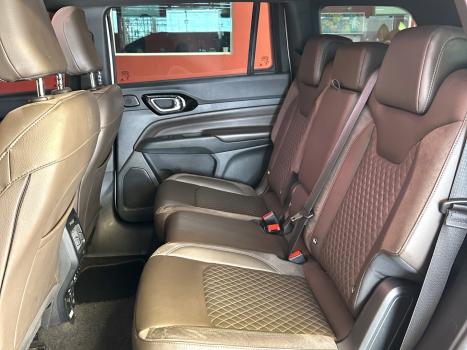 JEEP Commander 2.0 16V 4P TD380 OVERLAND TURBO DIESEL AUTOMTICO, Foto 22