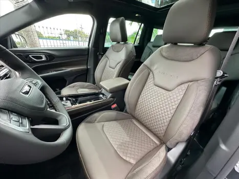 JEEP Commander 2.0 16V 4P TD380 OVERLAND TURBO DIESEL AUTOMTICO, Foto 13