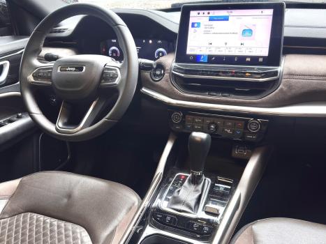 JEEP Commander 2.0 16V 4P TD380 OVERLAND TURBO DIESEL AUTOMTICO, Foto 21