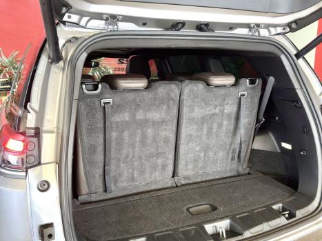 JEEP Commander 2.0 16V 4P TD380 OVERLAND TURBO DIESEL AUTOMTICO, Foto 26