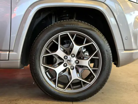 JEEP Commander , Foto 27