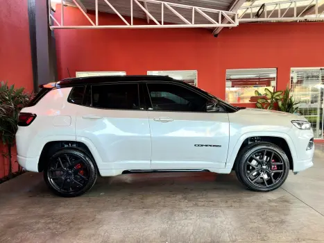 JEEP Compass 2.0 16V 4P HURRICANE 4 TURBO BLACKHAWK AUTOMTICO AT9, Foto 27