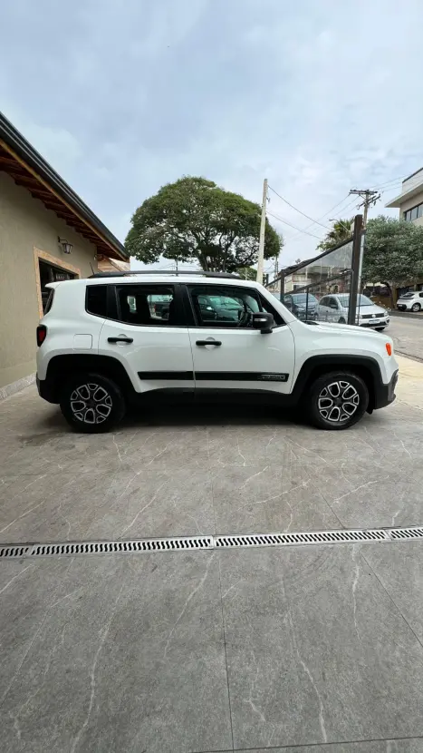 JEEP Renegade 1.8 16V 4P FLEX 75 ANOS 4P AUTOMTICO, Foto 6