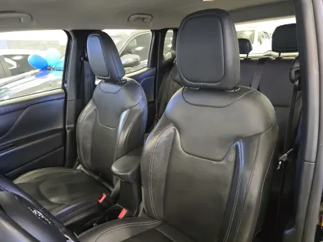JEEP Renegade 1.8 16V 4P FLEX LONGITUDE AUTOMTICO, Foto 16